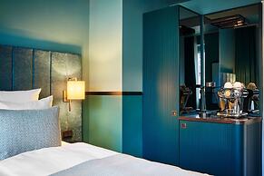 WIDE Hotel