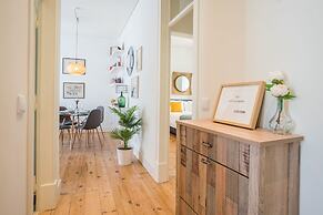 Stylish Apartment near Av Liberdade
