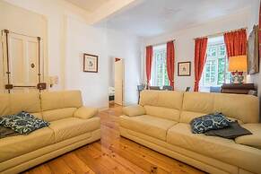 Campo Pequeno 3 Bedroom Apartment