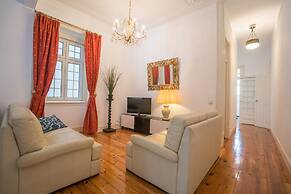 Campo Pequeno 3 Bedroom Apartment