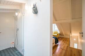 Rose Duplex Apartment 5D