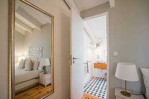 Rose Duplex Apartment 5D