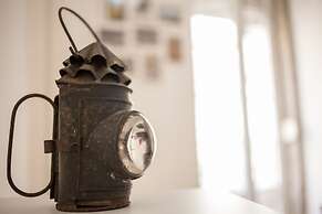 Cool Lisbon Apartment