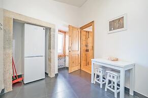 Superb Flat Cathedral & River View