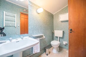 Amendoeira`s terrace Apartment with river view