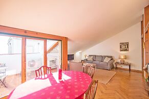 Amendoeira`s terrace Apartment with river view