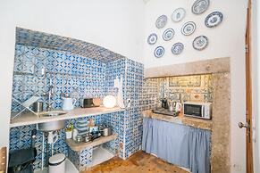 Traditional Studio Apartment