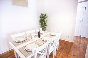 Central & Cosy Apartment