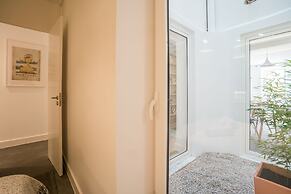 Lemon Tree Garden 3 Bedroom Apartment