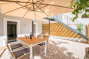 Lemon Tree Garden 3 Bedroom Apartment