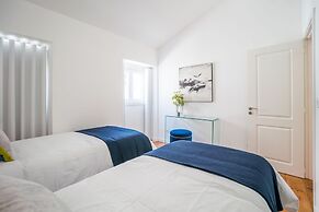 Chiado & Design Apartment