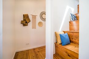 Chiado & Design Apartment