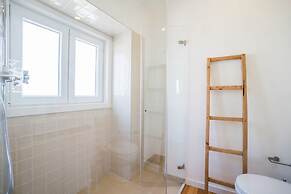 Chiado & Design Apartment