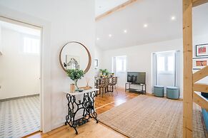 Chiado & Design Apartment