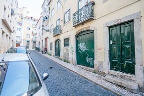 Chiado & Design Apartment