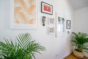 Chiado & Design Apartment