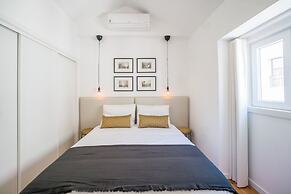Chiado & Design Apartment