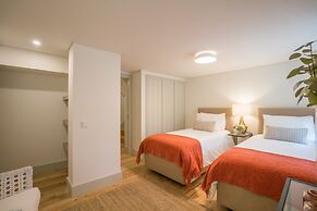 Courtyard & Elegance Apartment