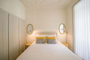 Courtyard & Elegance Apartment