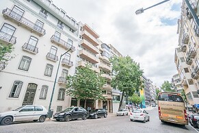 Courtyard & Elegance Apartment