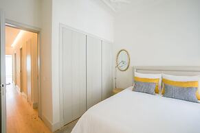 Courtyard & Elegance Apartment