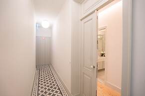 Courtyard & Elegance Apartment