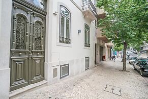 Courtyard & Elegance Apartment