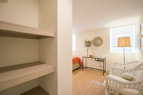 Courtyard & Elegance Apartment