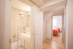 Courtyard & Elegance Apartment