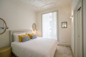 Courtyard & Elegance Apartment