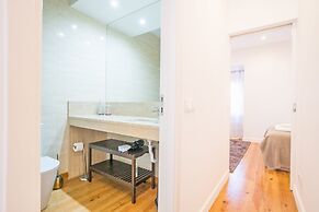 Principe Real Charming and Modern Apartment