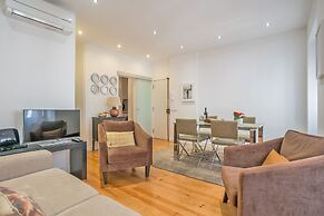 Principe Real Charming and Modern Apartment