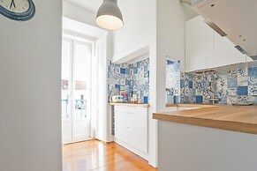 An Ecletic Apartment in Lisbon