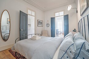 An Ecletic Apartment in Lisbon