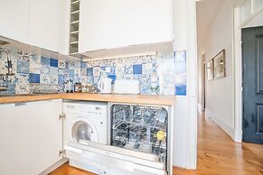 An Ecletic Apartment in Lisbon