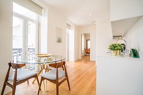 Principe Real Lightful Apartment