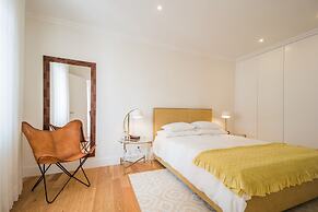 Principe Real Lightful Apartment