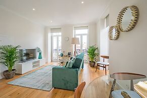 Principe Real Lightful Apartment