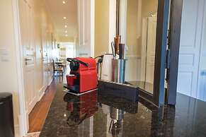 Spacious Graça River View Apartment