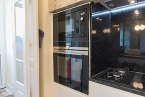 Spacious Graça River View Apartment