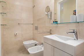 Spacious Graça River View Apartment