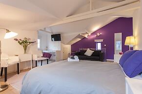 Casa Cara Duplex by All In Lisbon