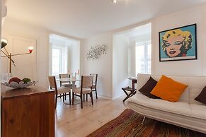 Casa Cara Duplex by All In Lisbon