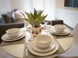 Charming  Oxford Apartments