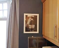 Charming  Oxford Apartments