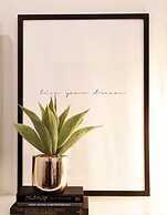 Charming  Oxford Apartments