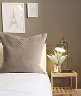 Charming  Oxford Apartments