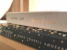 Central Spacious & Stylish Apartment