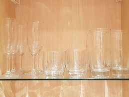 Central Spacious & Stylish Apartment