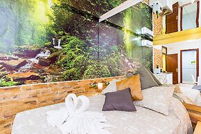 The Mirrors Studio CityCenter